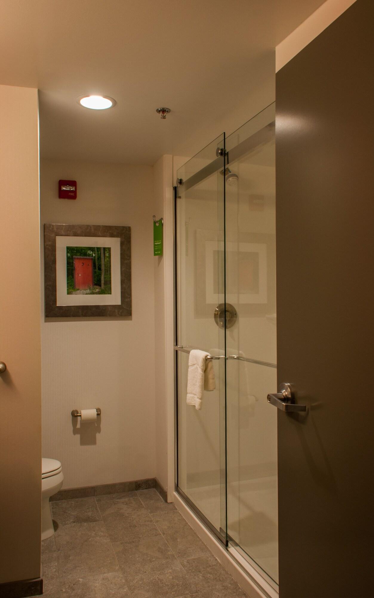 Hampton & Mishawaka/south Bend At Heritage Square 3*
