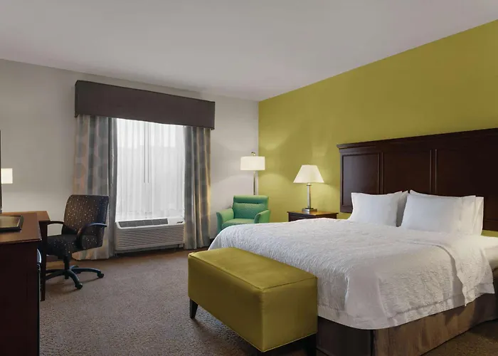 Hampton Inn & Suites Mishawaka / South Bend at Heritage Square