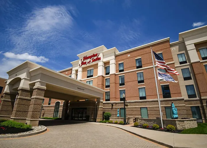 Hampton Inn & Suites Mishawaka / South Bend at Heritage Square