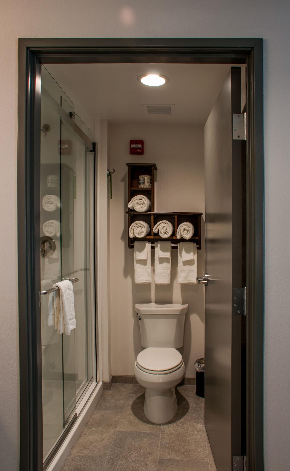 Hampton & Mishawaka/south Bend At Heritage Square 3*