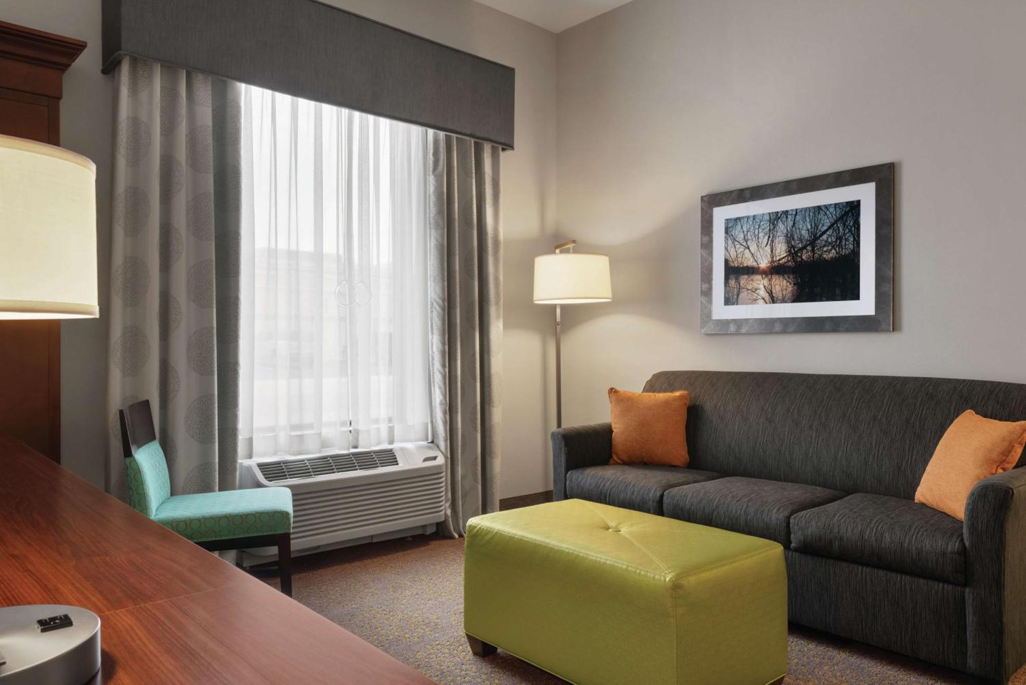 Hampton & Mishawaka/south Bend At Heritage Square Hotel South Bend