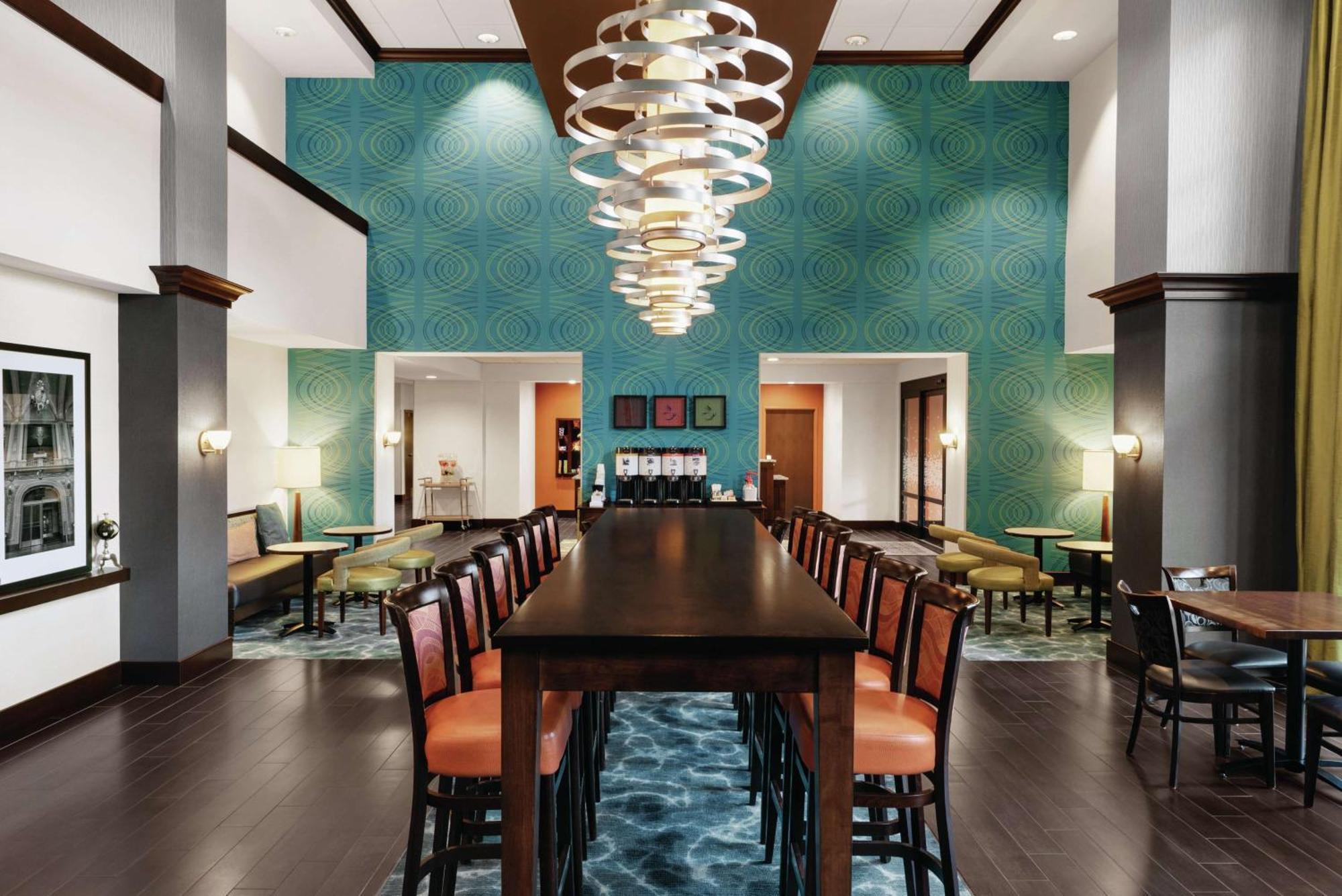Hotel Hampton & Mishawaka/south Bend At Heritage Square 3*